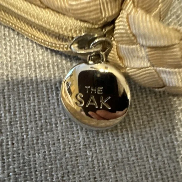 The Sak Women's Woven Taupe ribbon Purse Single Strap Zip Closure Lightweight - Picture 10 of 11